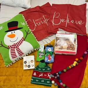 Christmas Bundle- Pillows & Decor